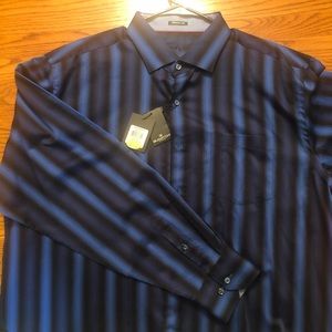 Men’s dress button down shirt